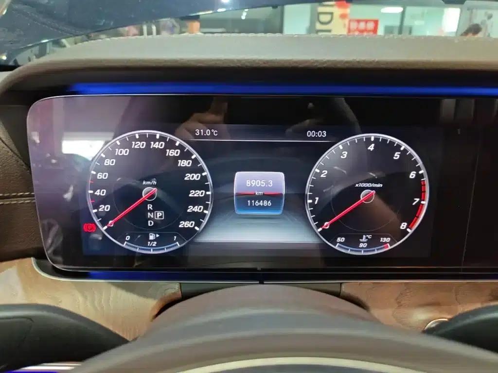 2017 Mercedes-Benz E-Class E 300 L Luxury — миниатюра 12