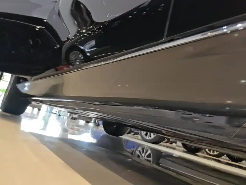 2017 Mercedes-Benz E-Class E 300 L Luxury — миниатюра 21