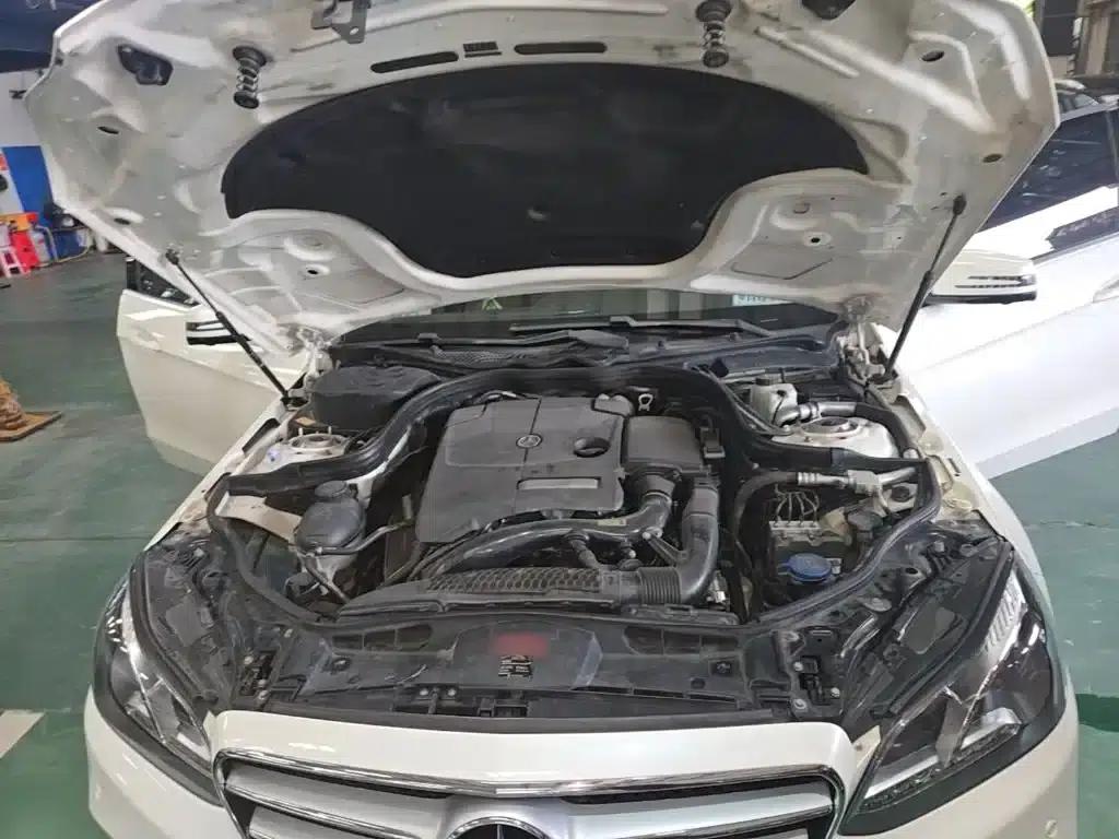 2015 Mercedes-Benz E-Class E 260 L Sport — миниатюра 20