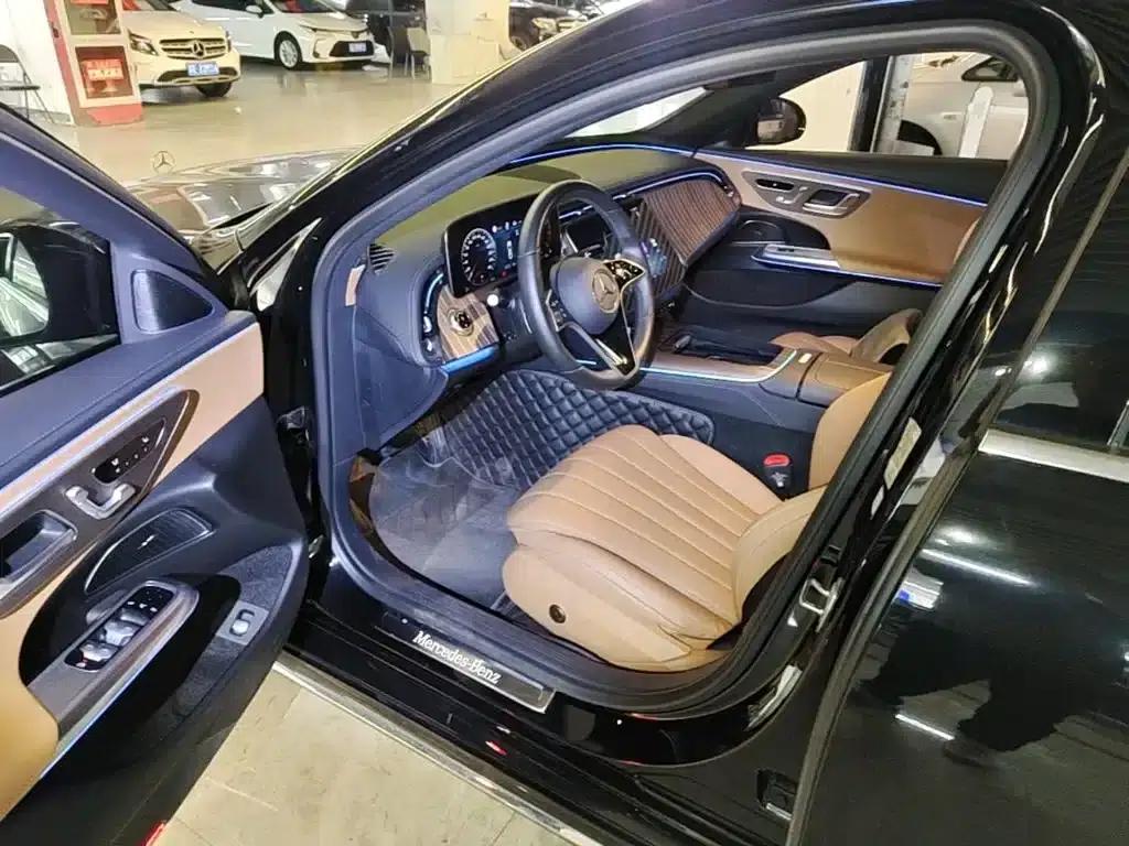Mercedes-Benz E-Class 2024 Facelift E 300 L Fashion Model — миниатюра 16