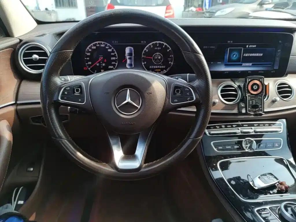 2016 Mercedes-Benz E-Class E 200 L — миниатюра 11