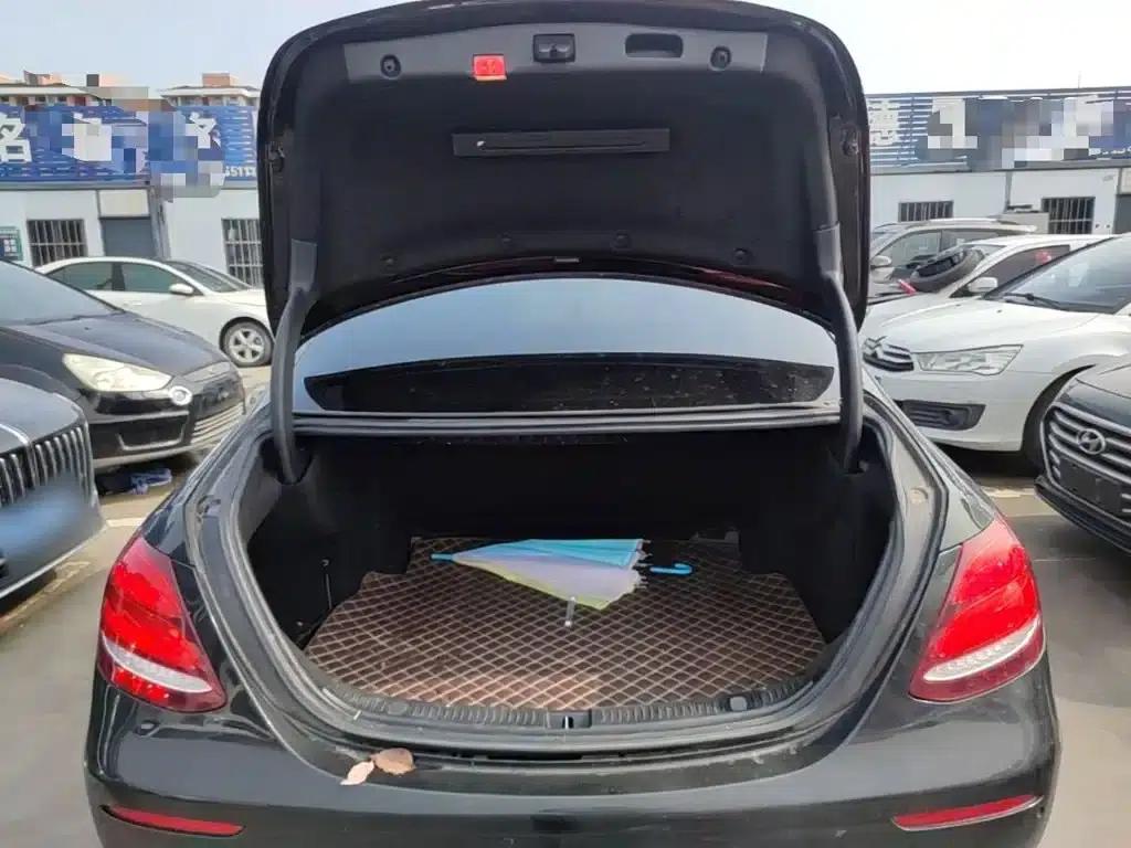 2016 Mercedes-Benz E-Class E 200 L — миниатюра 19