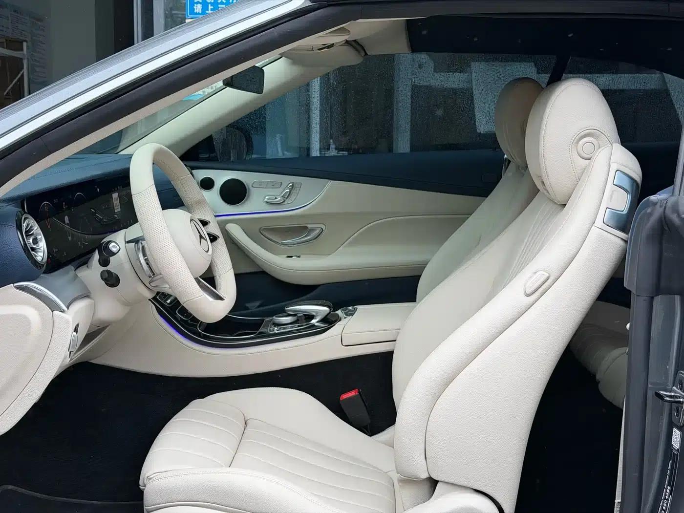 Imported Mercedes-Benz E-Class 2023 E 260 Convertible Coupe — миниатюра 4