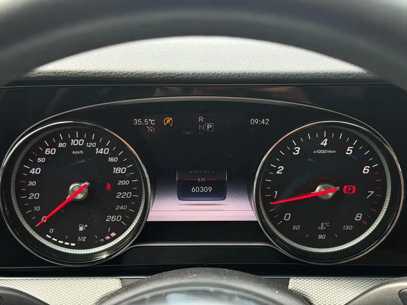 Imported Mercedes-Benz E-Class 2019 E 200 Sport — миниатюра 19