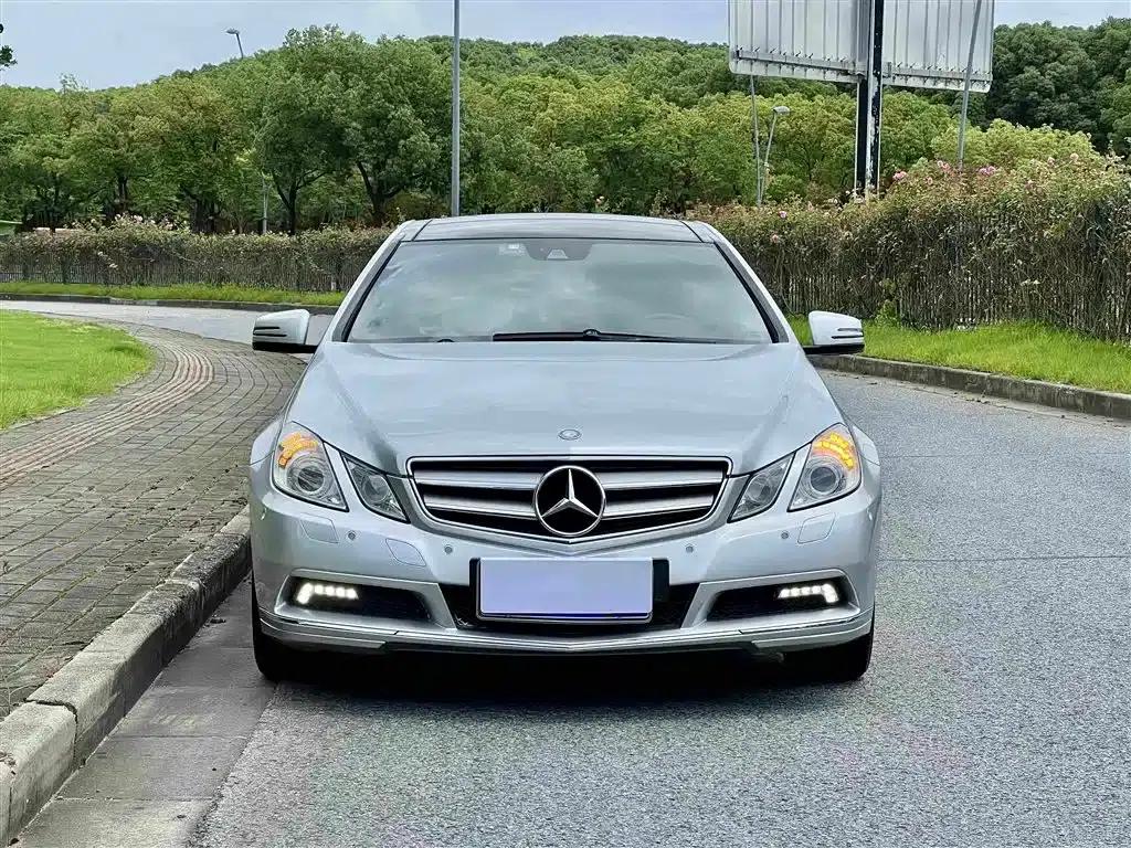 Mercedes-Benz E-Class (Imported) 2009 E 350 Coupe — миниатюра 2