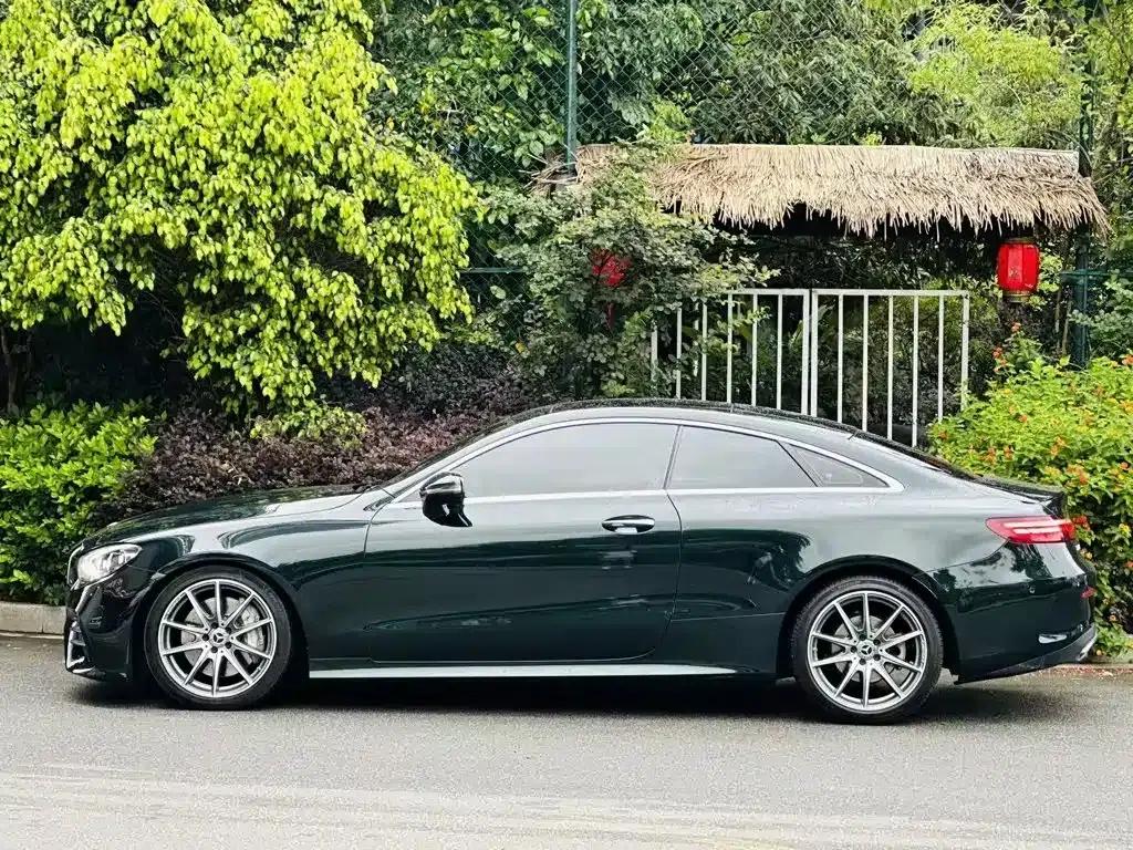 Imported Mercedes-Benz E-Class 2021 E 300 Coupe — миниатюра 7