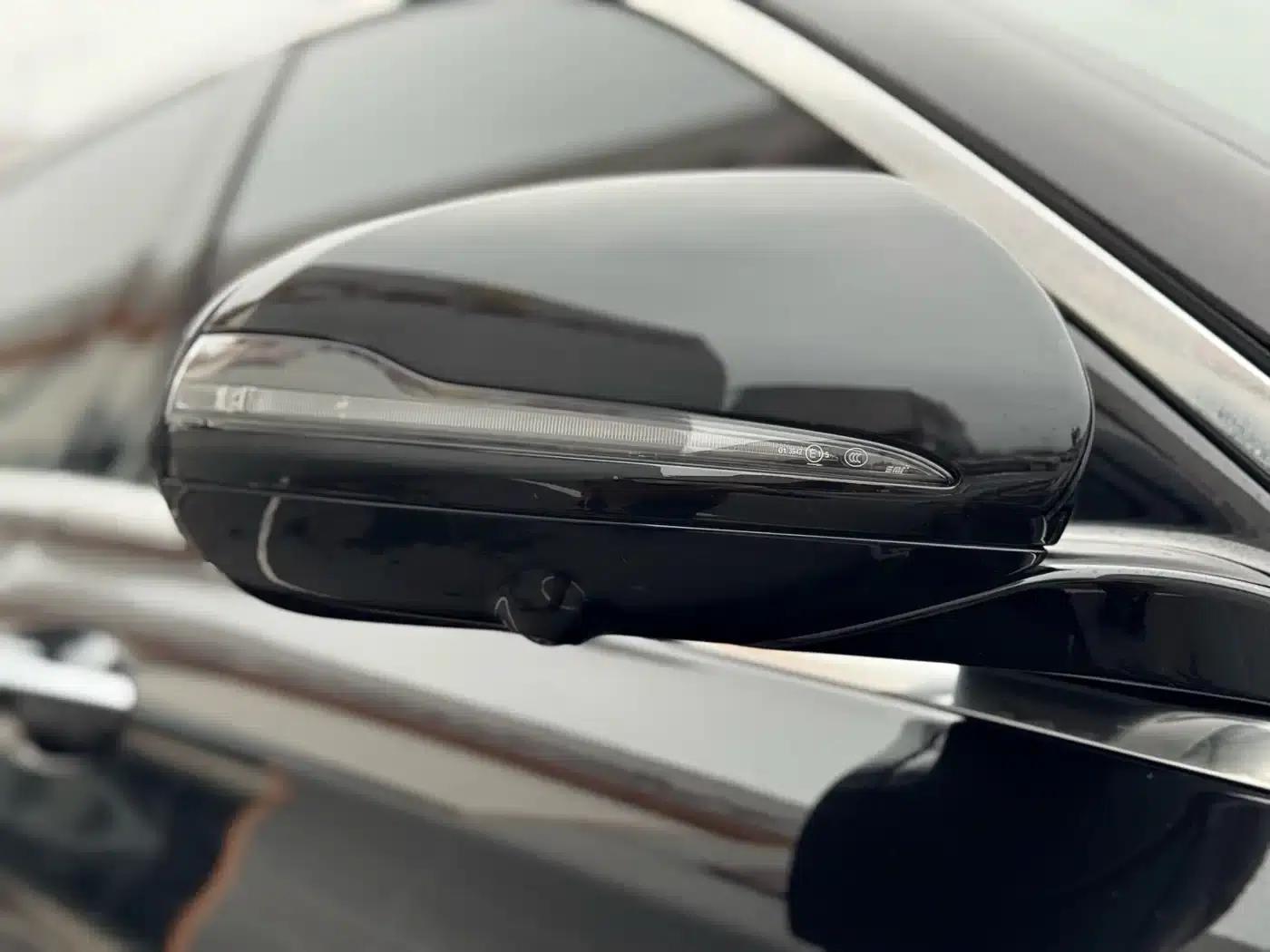 Mercedes-Benz E-Class PHEV 2023 E 350 e L Plug-in Hybrid Sports Sedan — миниатюра 33