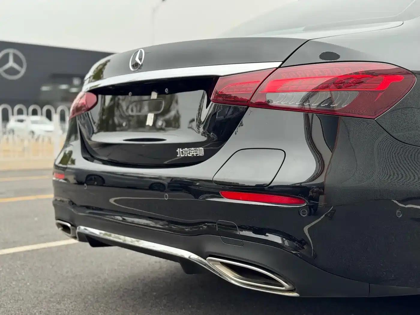 Mercedes-Benz E-Class PHEV 2023 E 350 e L Plug-in Hybrid Sports Sedan — миниатюра 36