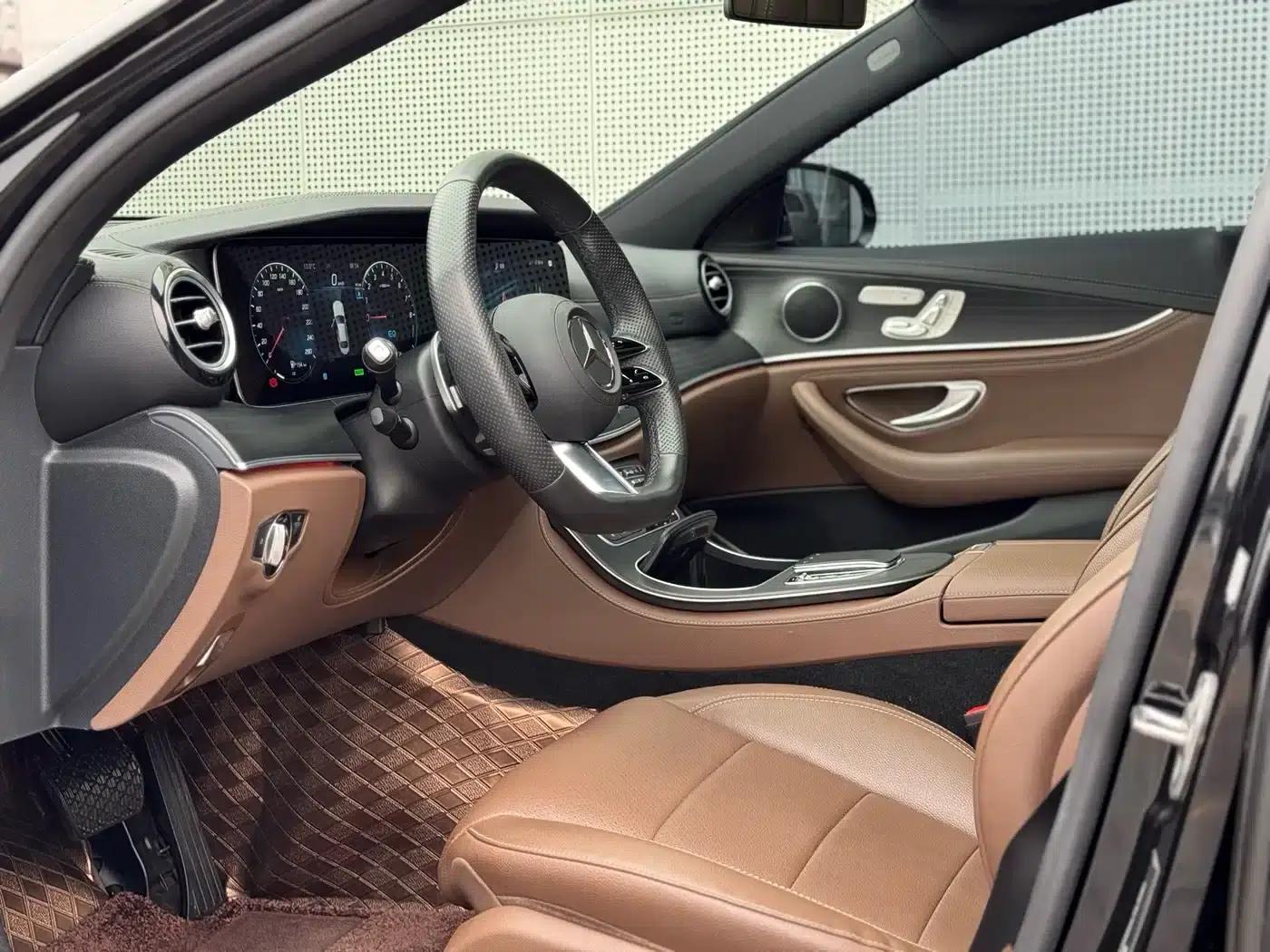 Mercedes-Benz E-Class PHEV 2023 E 350 e L Plug-in Hybrid Sports Sedan — миниатюра 8