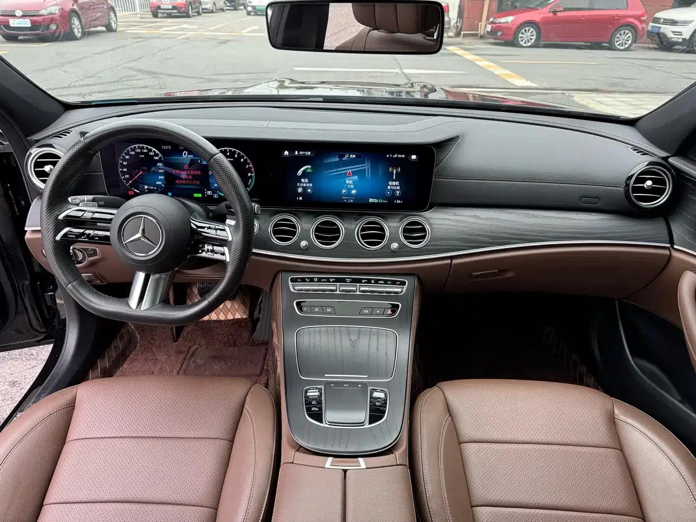 Mercedes-Benz E-Class PHEV 2023 E 350 e L Plug-in Hybrid Sports Sedan — миниатюра 9