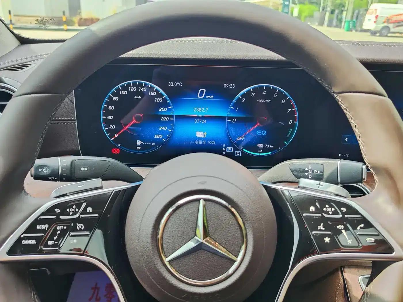 Mercedes-Benz E-Class PHEV 2022 E 350 e L Plug-in Hybrid Sports Sedan — миниатюра 6
