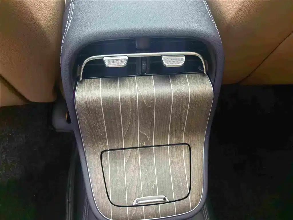 Mercedes-Benz E-Class PHEV 2024 E 350 e L Plug-in Hybrid Sedan — миниатюра 14