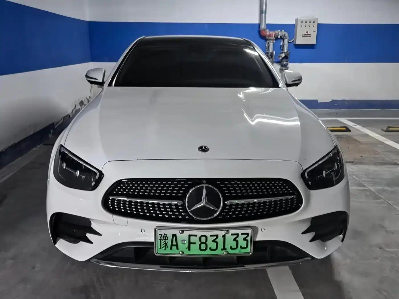 Mercedes-Benz E-Class PHEV 2022 Facelift E 350 e L Plug-in Hybrid Sports Sedan — миниатюра 2