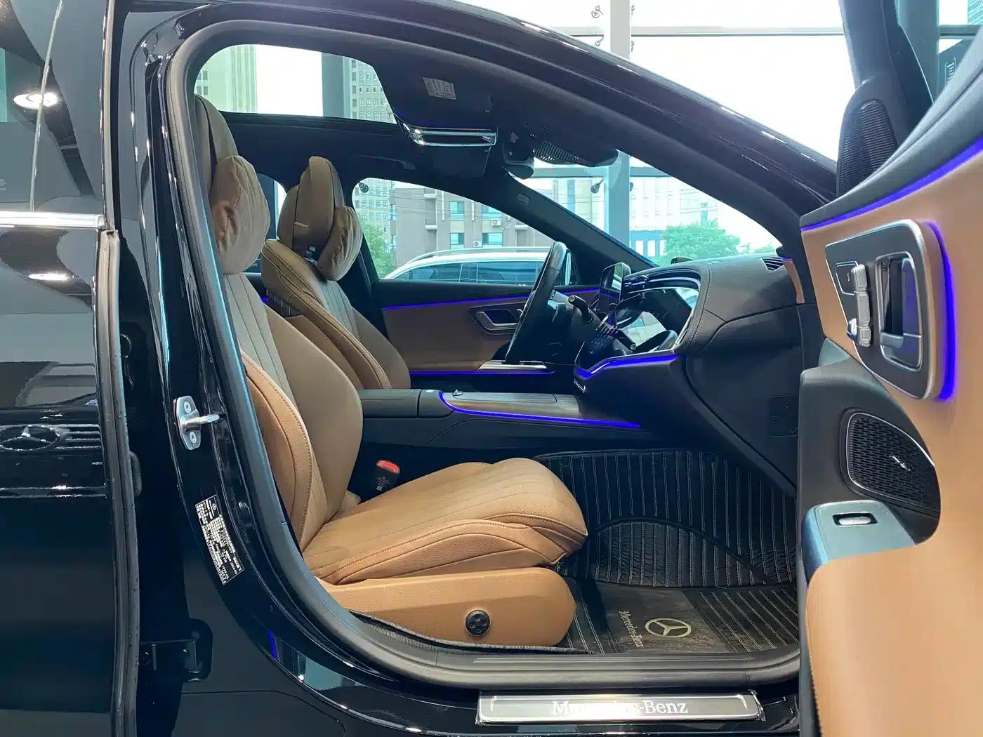 Mercedes-Benz E-Class PHEV 2024 E 350 e L Plug-in Hybrid Sports Sedan — миниатюра 13