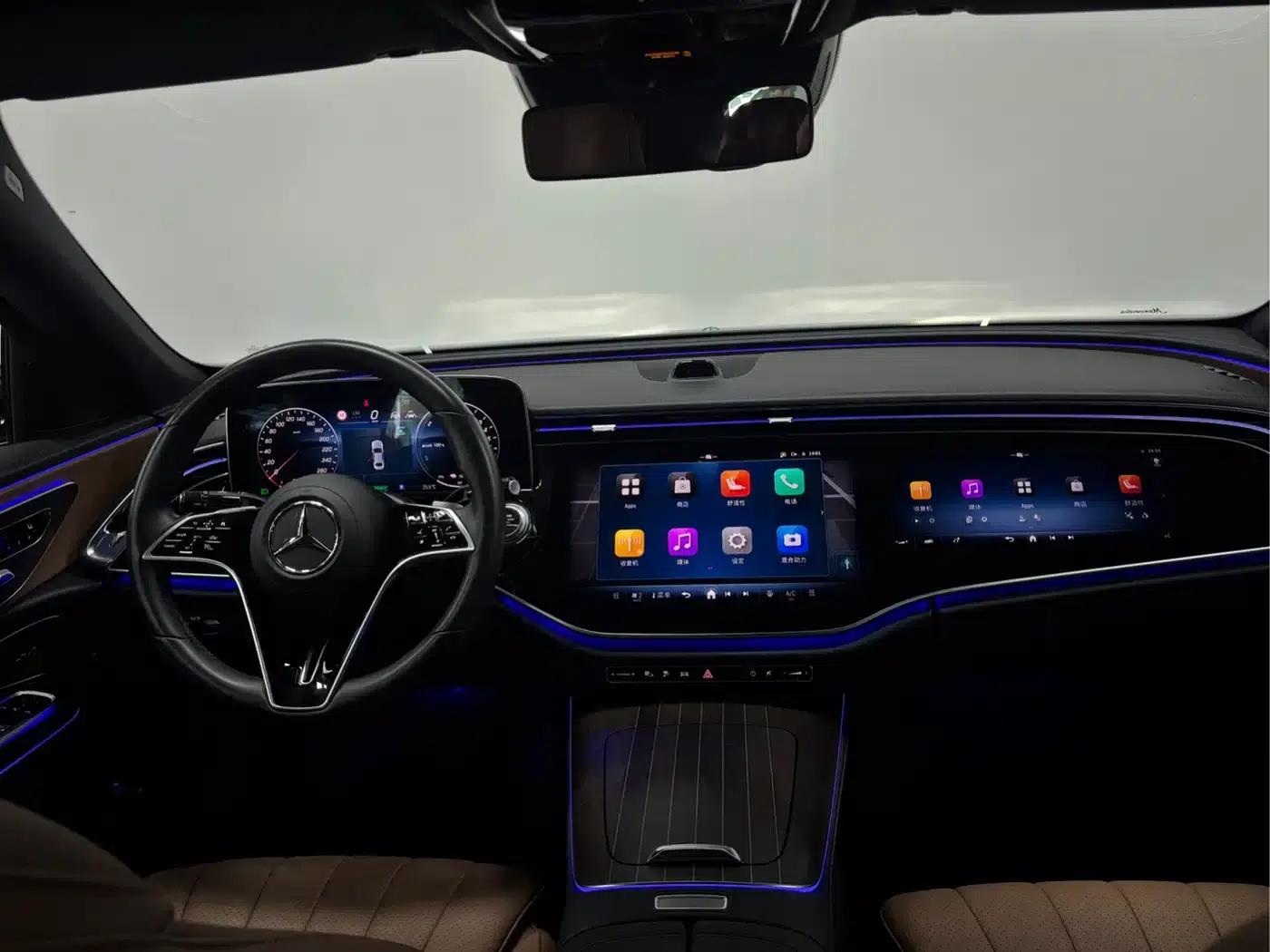 Mercedes-Benz E-Class PHEV 2024 E 350 e L Plug-in Hybrid Sedan — миниатюра 11