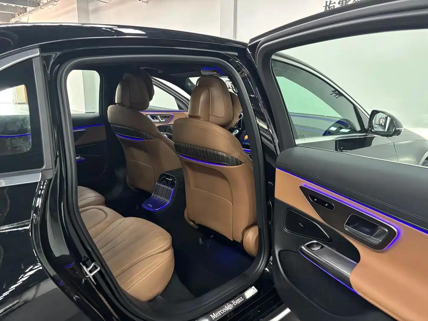 Mercedes-Benz E-Class PHEV 2024 E 350 e L Plug-in Hybrid Sedan — миниатюра 9