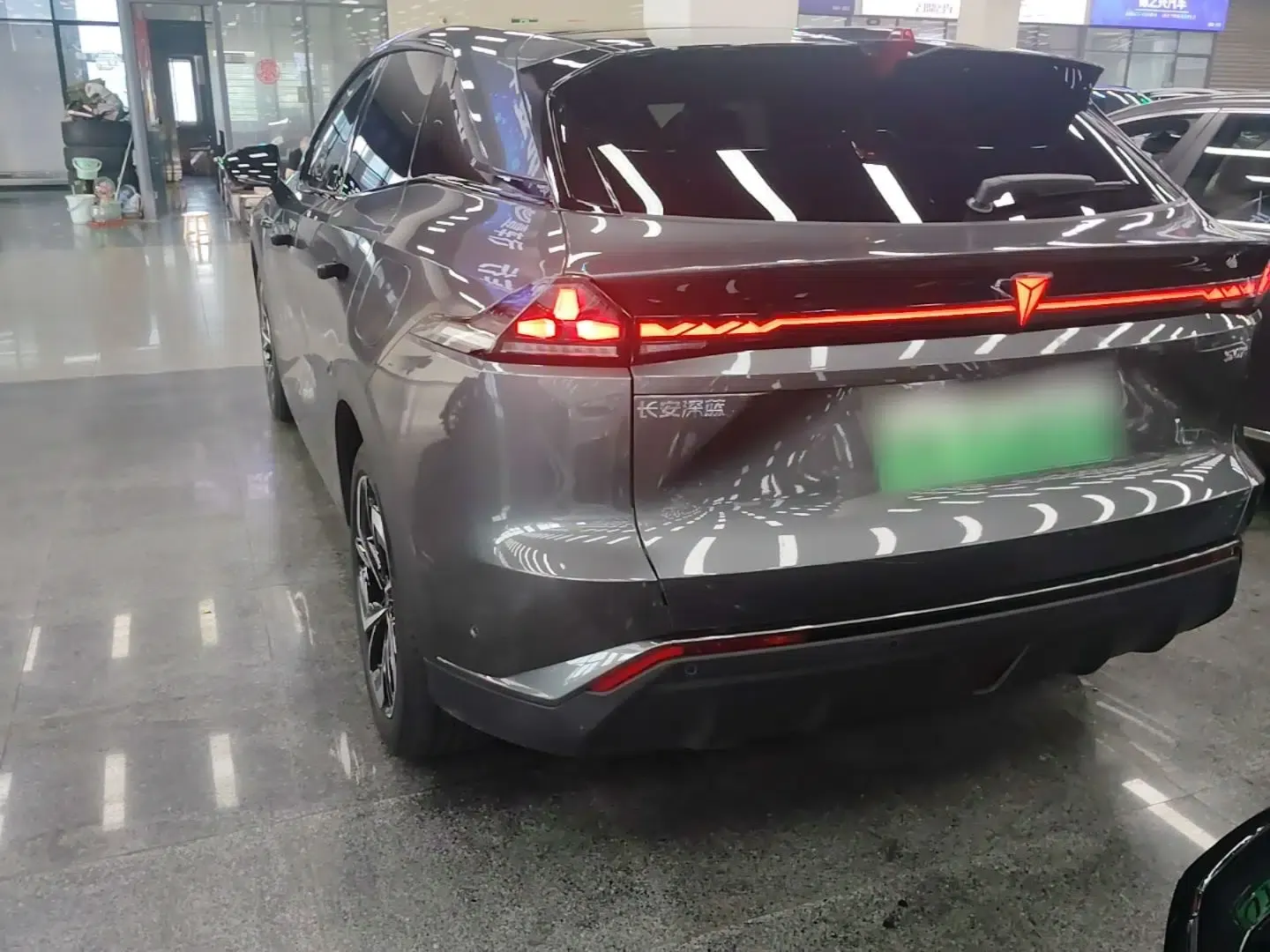 Deepal S07 2025 285Max Huawei Qiankun Intelligent Driving ADS SE Range-Extended Version — миниатюра 4