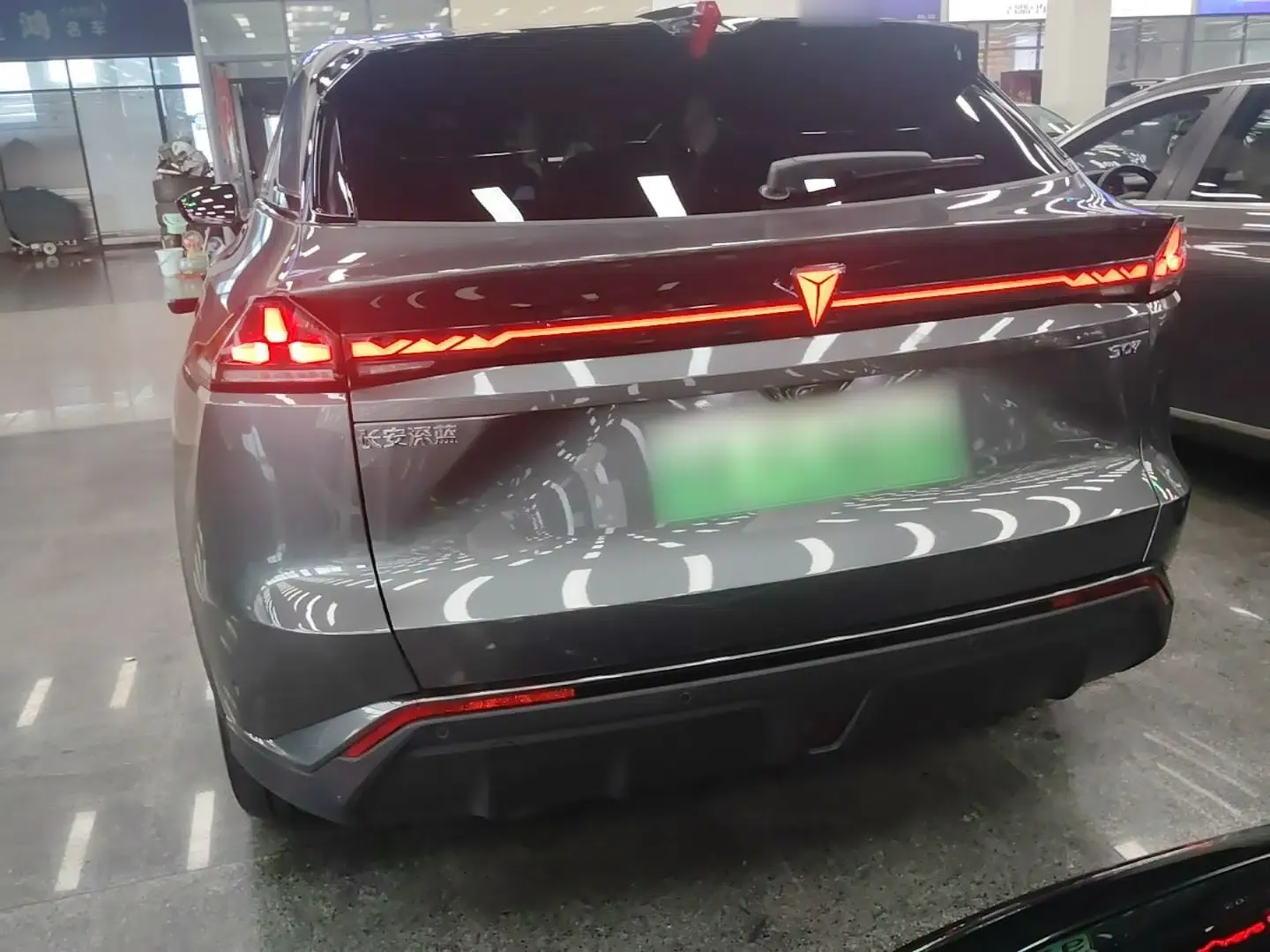 Deepal S07 2025 285Max Huawei Qiankun Intelligent Driving ADS SE Range-Extended Version — миниатюра 5