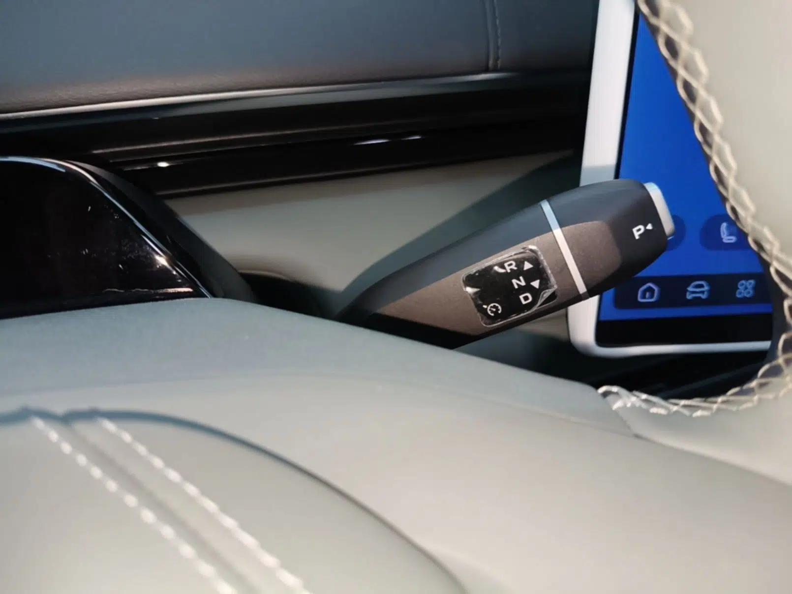 Deepal S07 2025 520Max Huawei Qiankun Intelligent Driving ADS SE Pure-Electric Version — миниатюра 22
