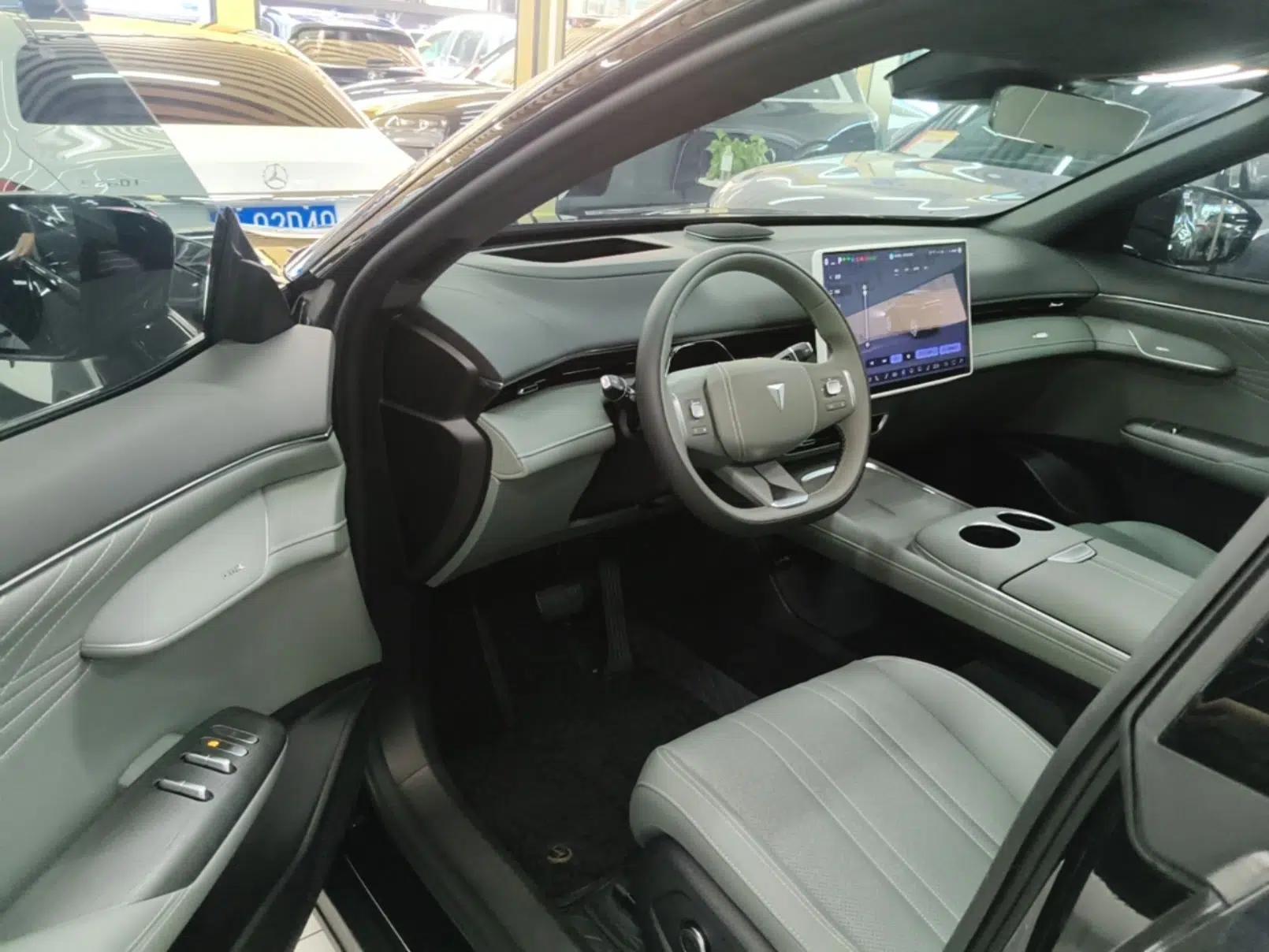 Deepal S07 2025 520Max Huawei Qiankun Intelligent Driving ADS SE Pure-Electric Version — миниатюра 24