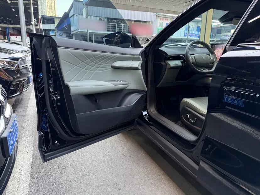 Deepal S07 2025 520Max Huawei Qiankun Intelligent Driving ADS SE Pure-Electric Version — миниатюра 31