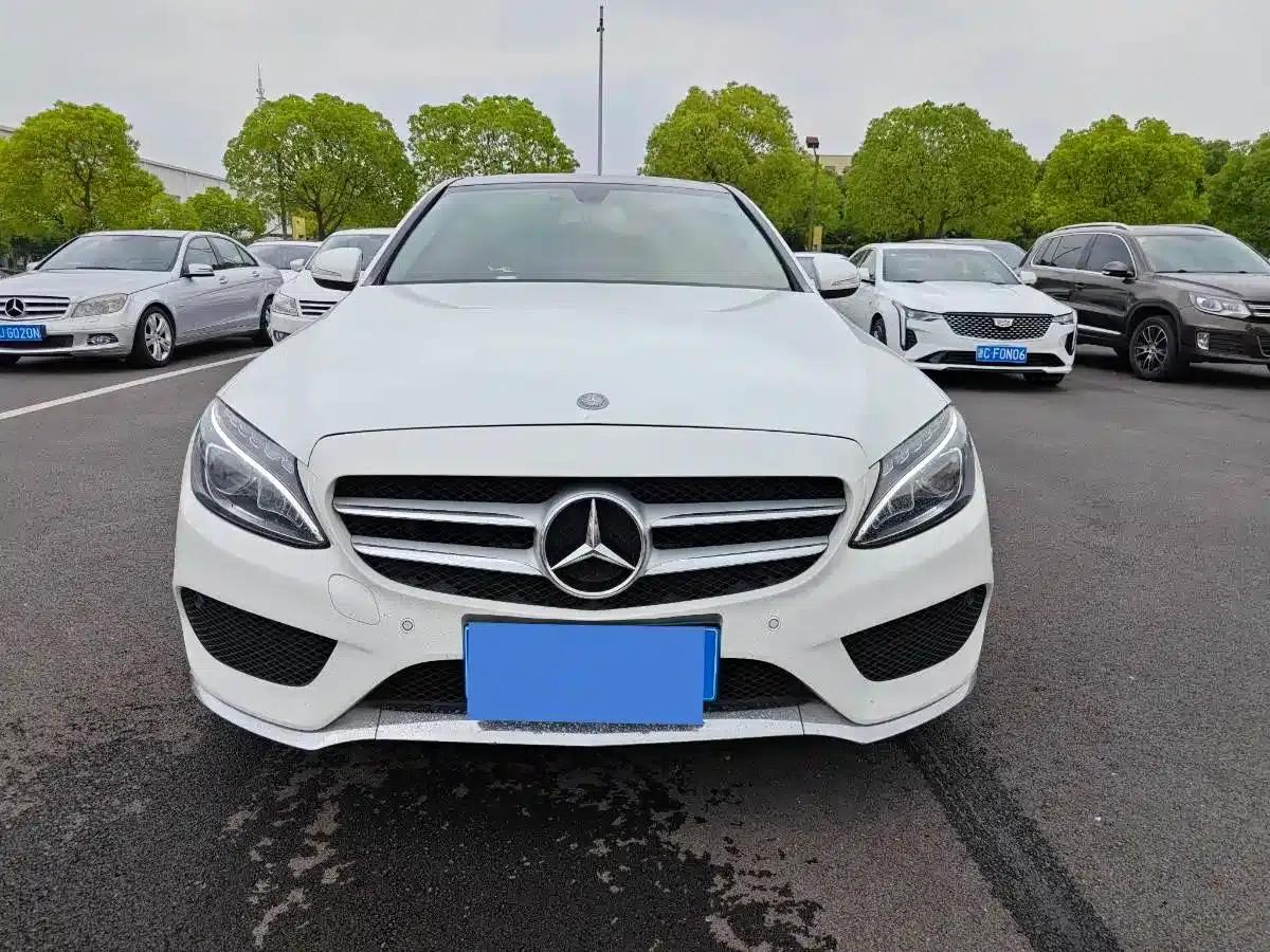 2016 Mercedes-Benz C-Class C 200 L — миниатюра 2