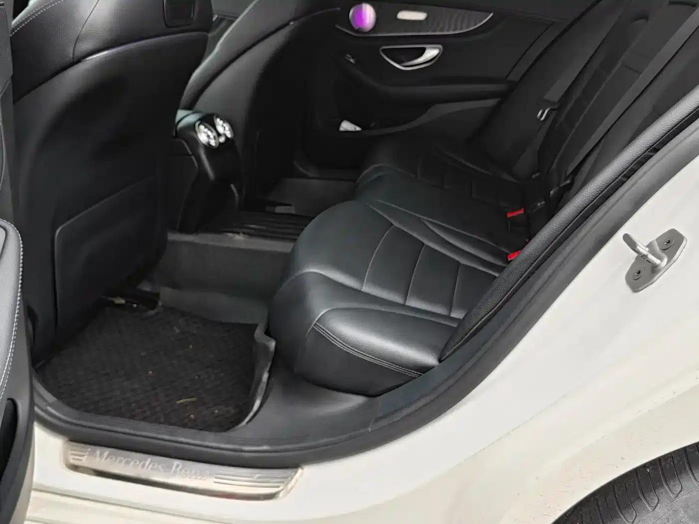 2016 Mercedes-Benz C-Class C 200 L — миниатюра 11