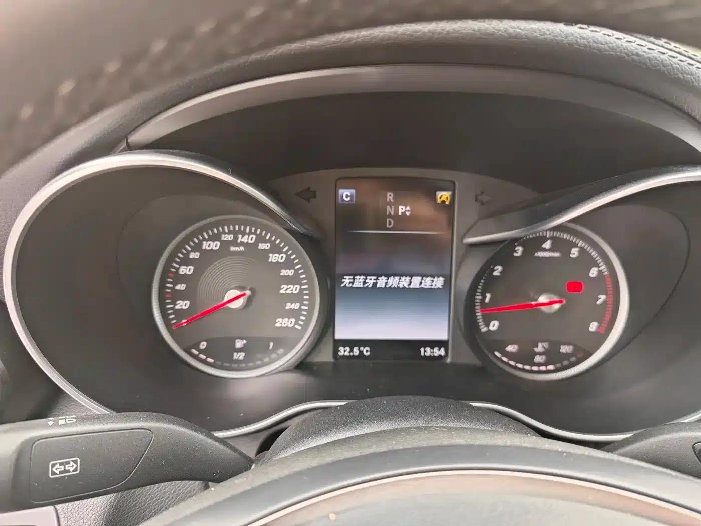 2016 Mercedes-Benz C-Class C 200 L — миниатюра 15
