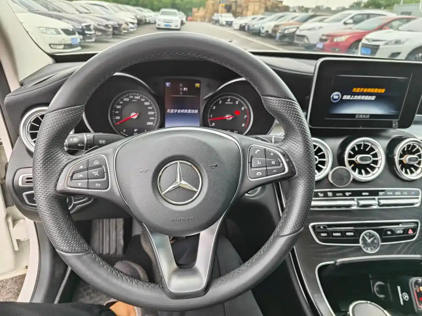2016 Mercedes-Benz C-Class C 200 L — миниатюра 7