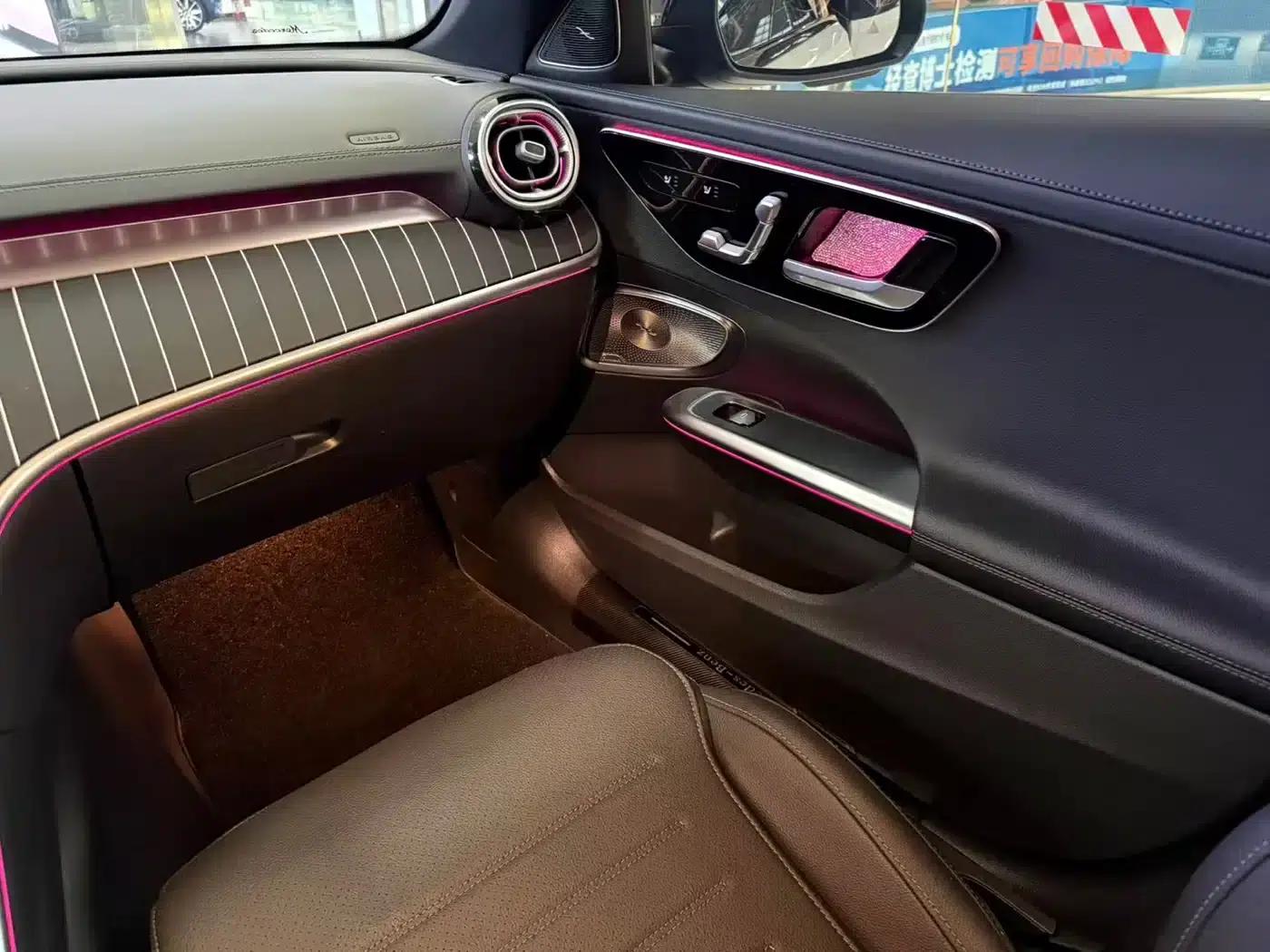 2024 Mercedes-Benz C-Class C 260 L Midnight Sport Edition — миниатюра 9