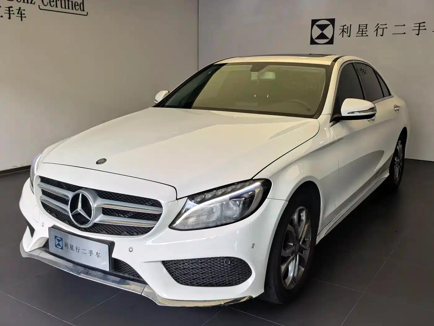 2015 Mercedes-Benz C-Class C 180 L Sport — миниатюра 1