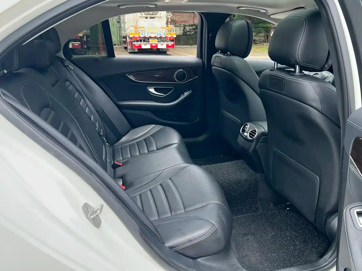Mercedes-Benz C-Class 2015 Facelift C 200 L — миниатюра 17