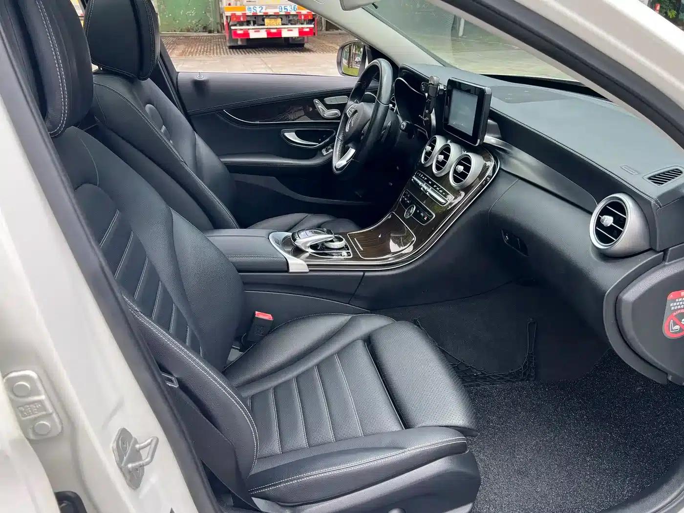 Mercedes-Benz C-Class 2015 Facelift C 200 L — миниатюра 18