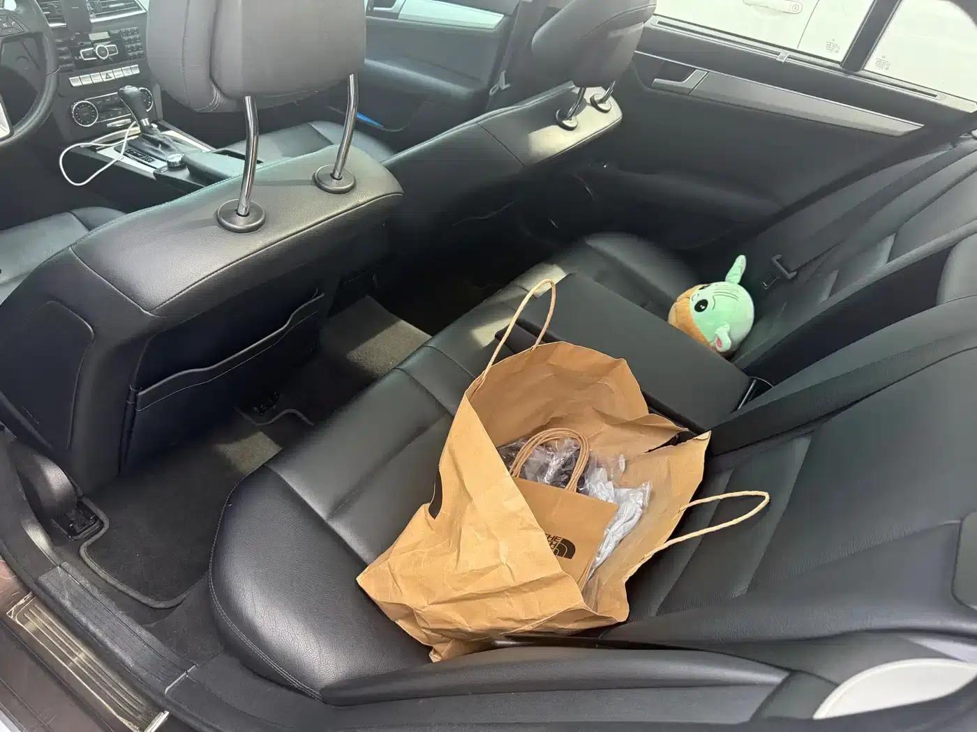 Imported Mercedes-Benz C-Class 2011 C 200 Fashion Touring Edition — миниатюра 3