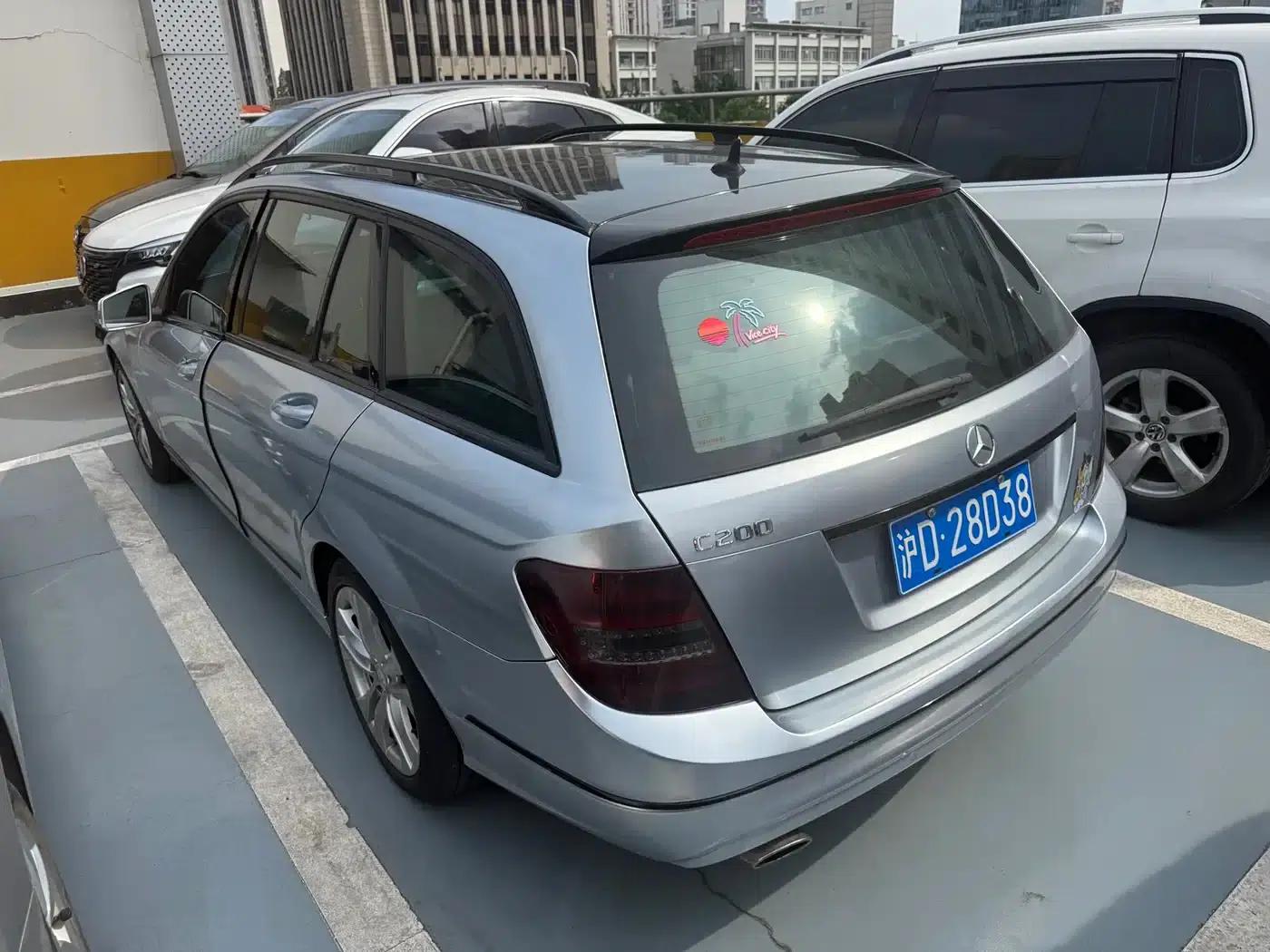 Imported Mercedes-Benz C-Class 2011 C 200 Fashion Touring Edition — миниатюра 5