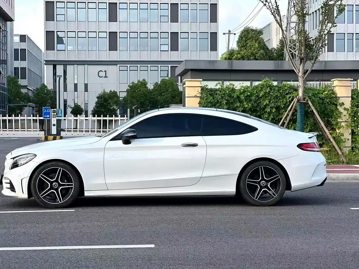 Imported Mercedes-Benz C-Class 2019 C 260 Coupe — миниатюра 7