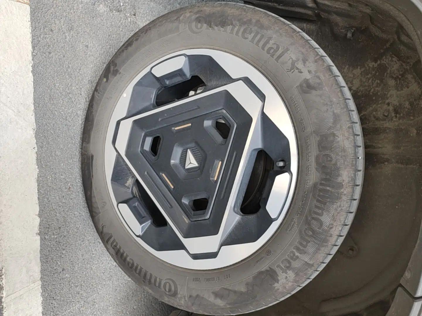 Deepal G318 2025 Worry-Free Adventure Edition Four-Wheel Drive Secret Realm Version — миниатюра 11