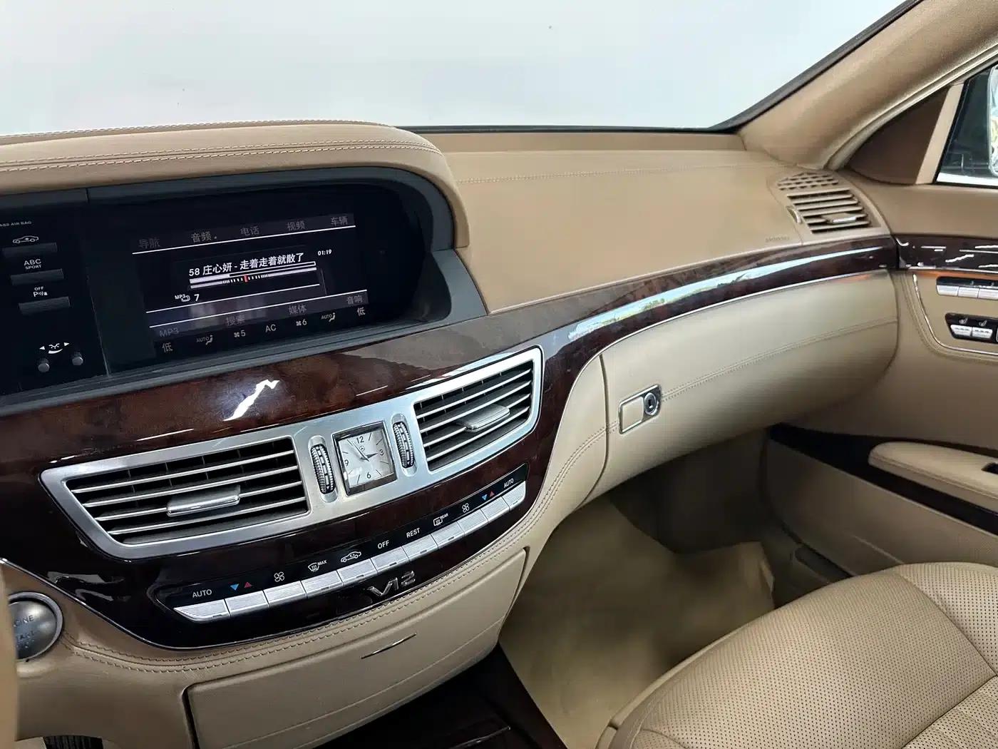 2010 Mercedes-Benz S-Class S 600 L — миниатюра 14