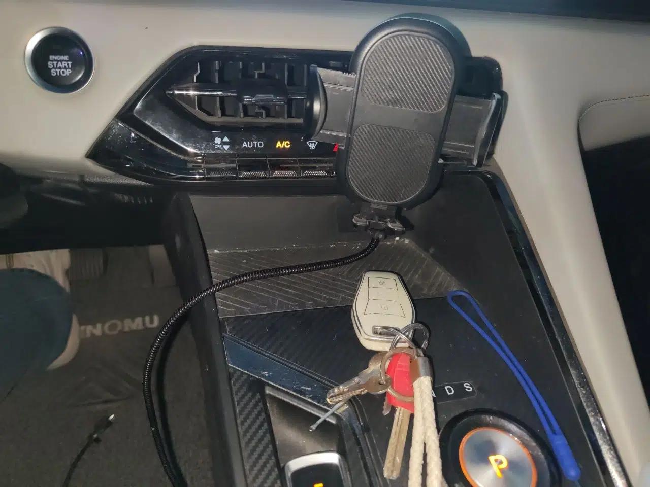 SOL X8 2021 300T DCT Leading Smart Connectivity Version 7 Seats — миниатюра 13