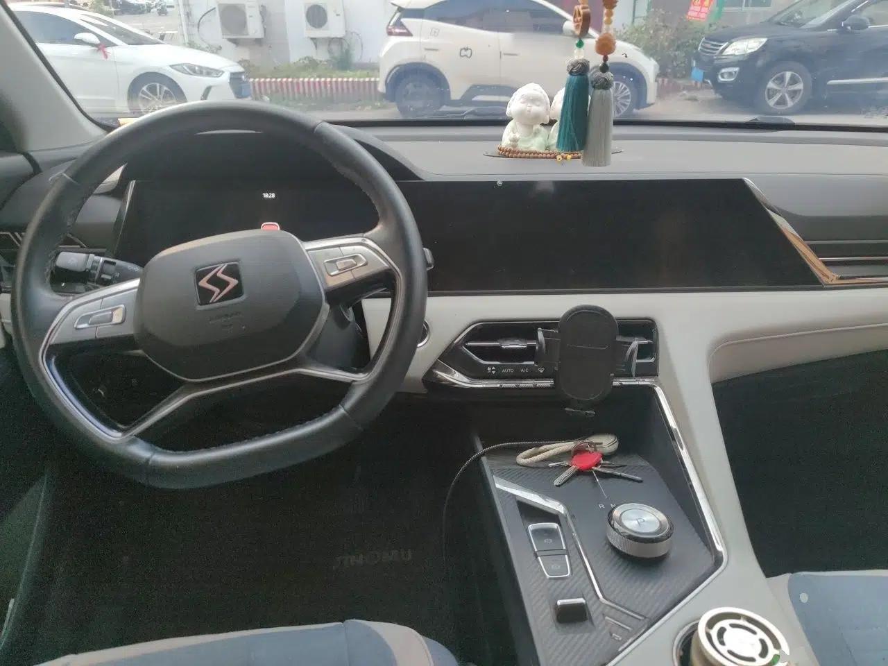 SOL X8 2021 300T DCT Leading Smart Connectivity Version 7 Seats — миниатюра 9