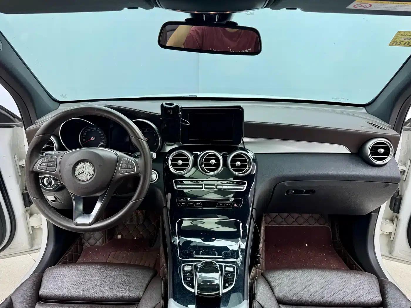 2018 Mercedes-Benz GLC 200 4MATIC — миниатюра 17