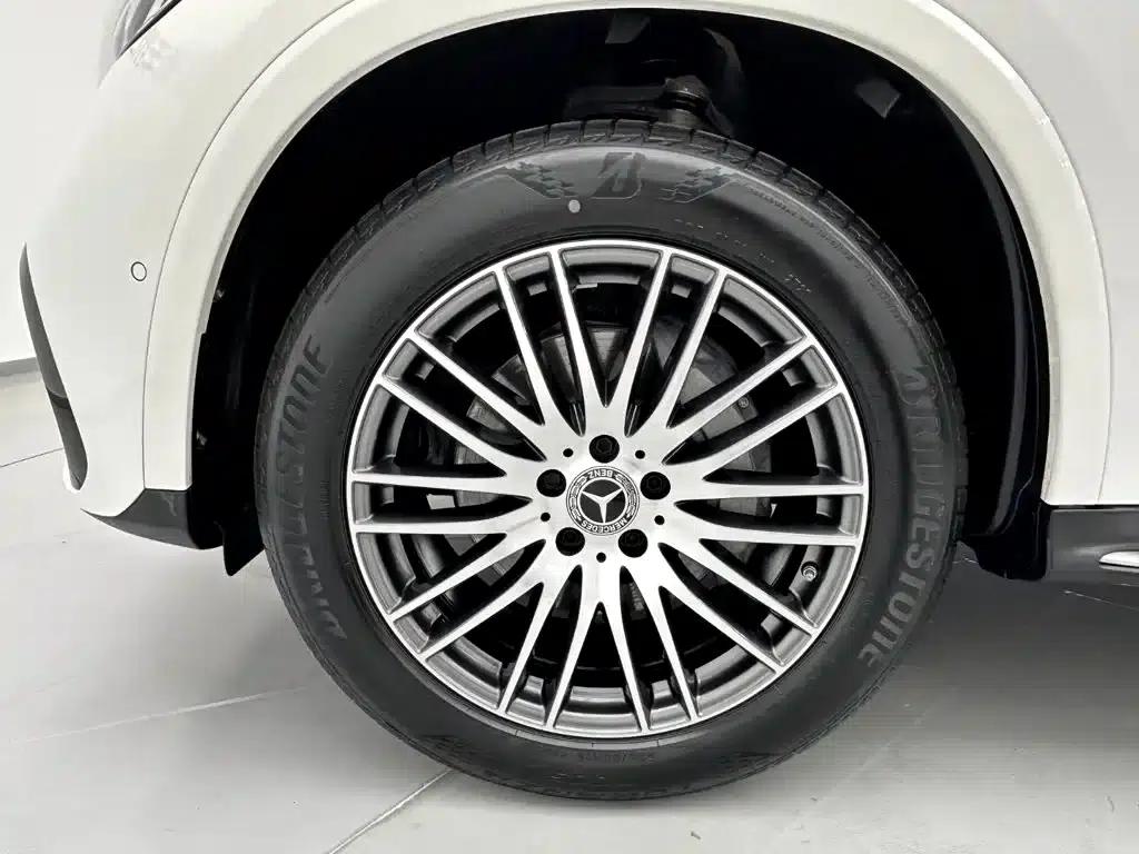 2023 Mercedes-Benz GLC Facelift: GLC 260 L 4MATIC Dynamic 5-Seater — миниатюра 30