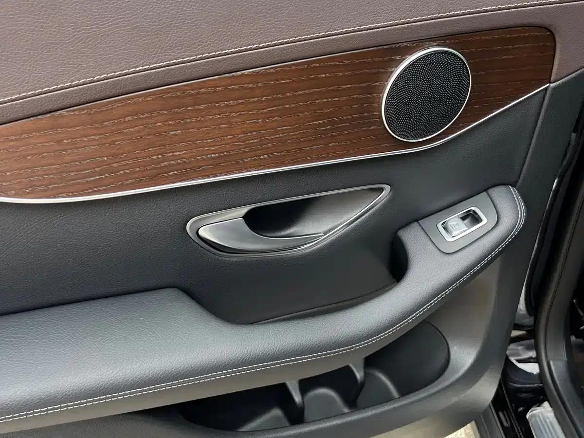 2021 Mercedes-Benz GLC 260 L 4MATIC Luxury — миниатюра 18