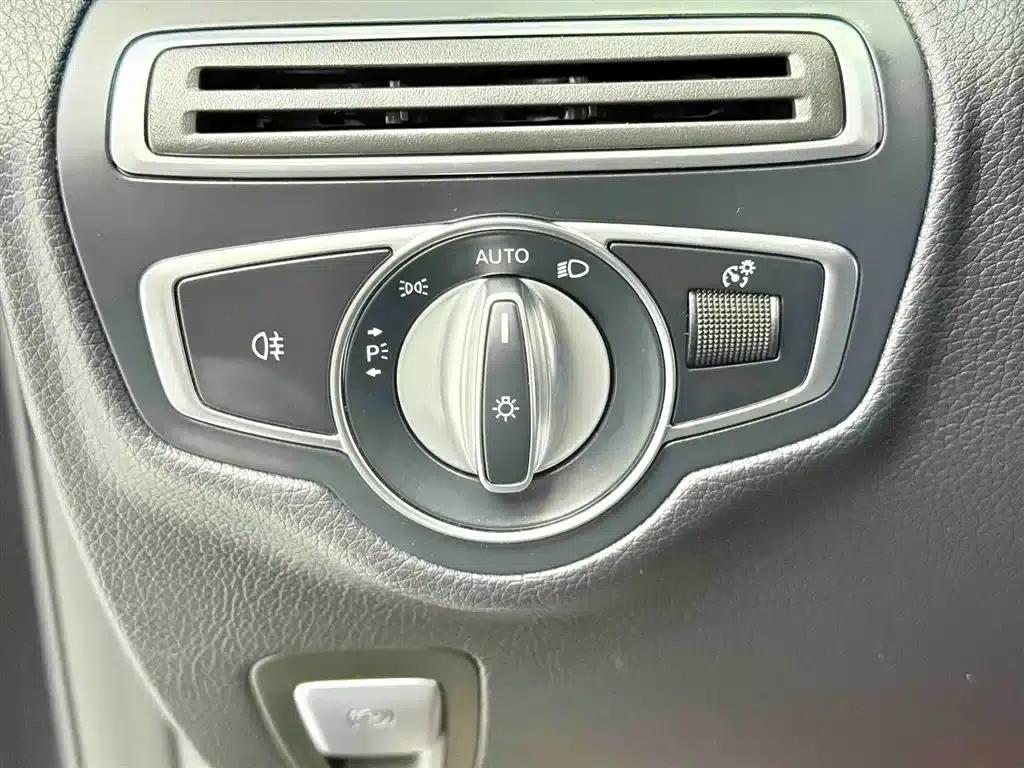 2021 Mercedes-Benz GLC 260 L 4MATIC Luxury — миниатюра 11