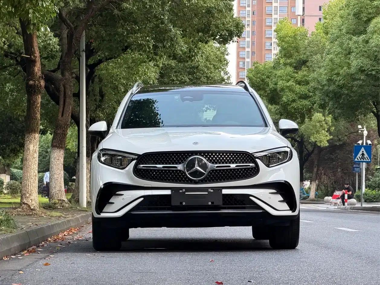 2023 Mercedes-Benz GLC 260 L 4MATIC Dynamic 5-seater — миниатюра 2
