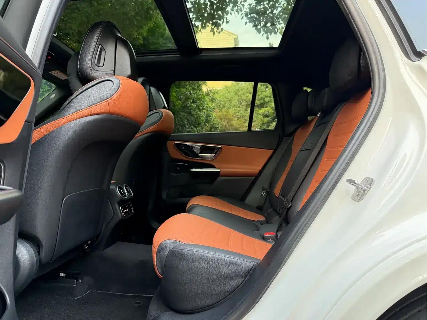 2023 Mercedes-Benz GLC 260 L 4MATIC Dynamic 5-seater — миниатюра 12
