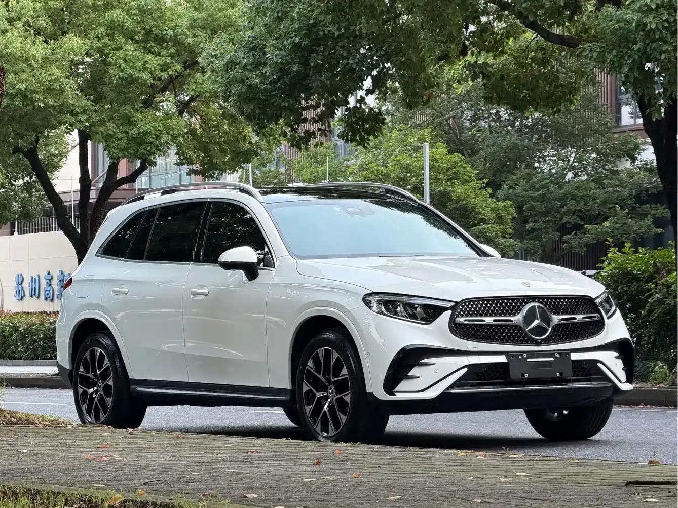 2023 Mercedes-Benz GLC 260 L 4MATIC Dynamic 5-seater — миниатюра 3