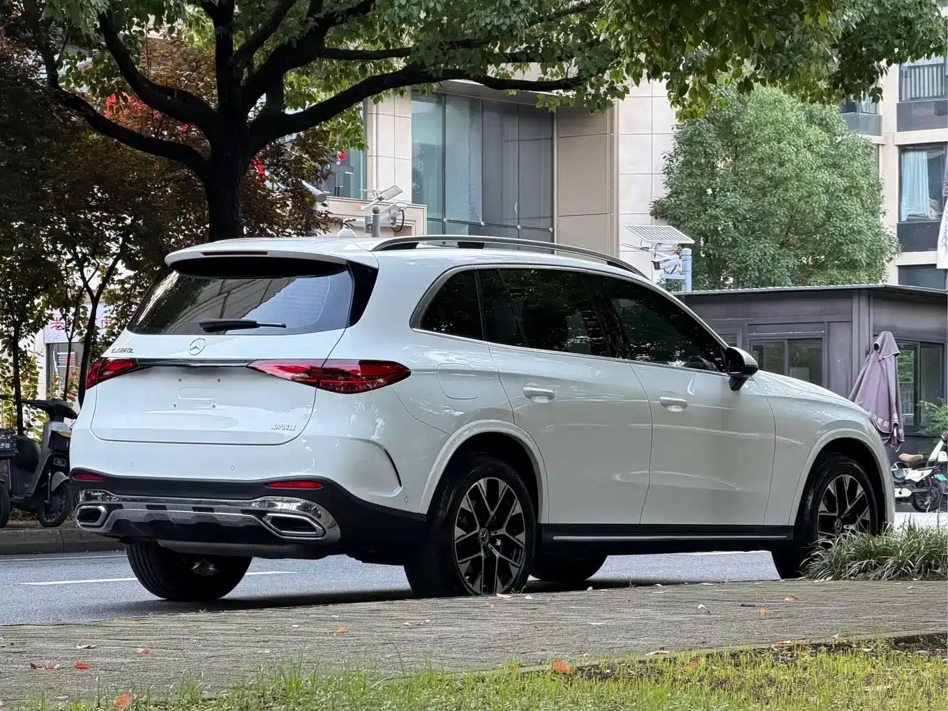 2023 Mercedes-Benz GLC 260 L 4MATIC Dynamic 5-seater — миниатюра 5