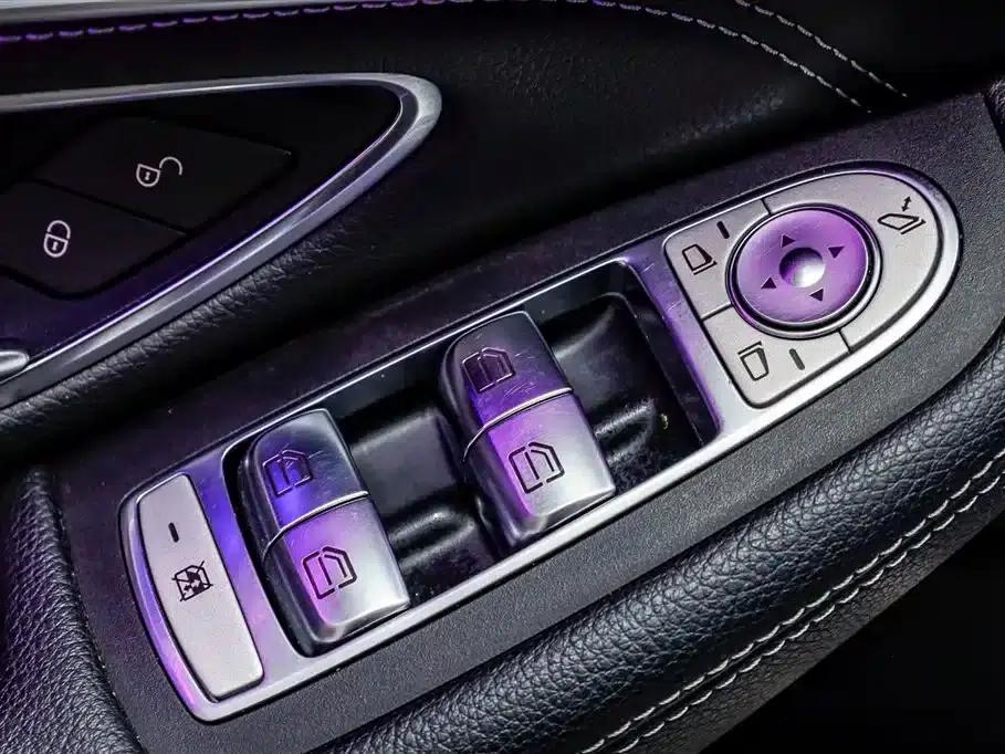 2020 Mercedes-Benz GLC Facelift: GLC 300 L 4MATIC Dynamic — миниатюра 13