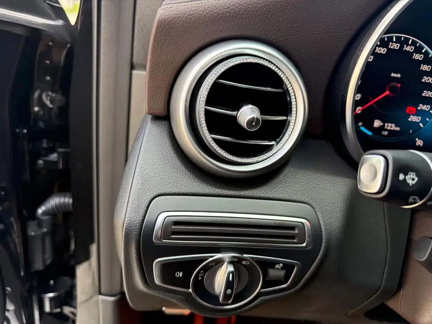 2020 Mercedes-Benz GLC 300 L 4MATIC Dynamic — миниатюра 22
